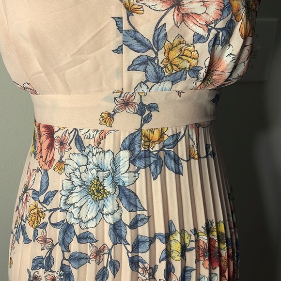 Thirty Thirty Dress. - Picture 4 of 10